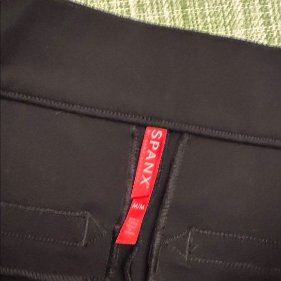 SPANX Pants, Black. Size Medium. 
Faux pockets
NWOT - Picture 3 of 13